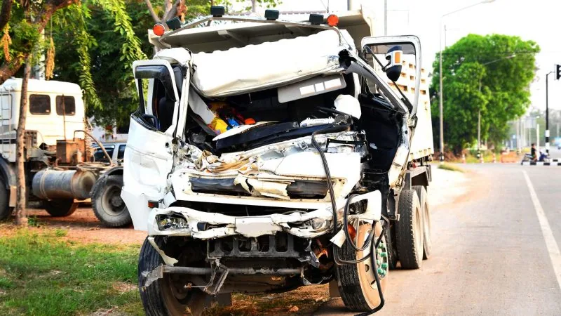 Cómo se demuestra la negligencia en un accidente de camión
