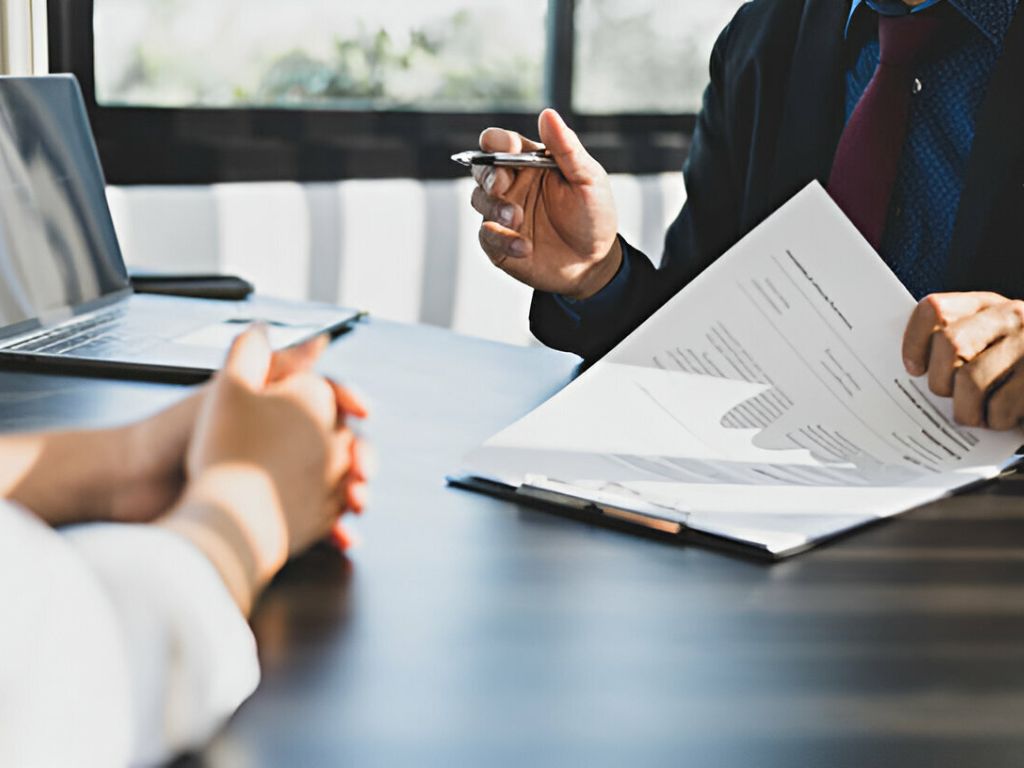 Is It Legal to Drive Barefoot in Oregon?